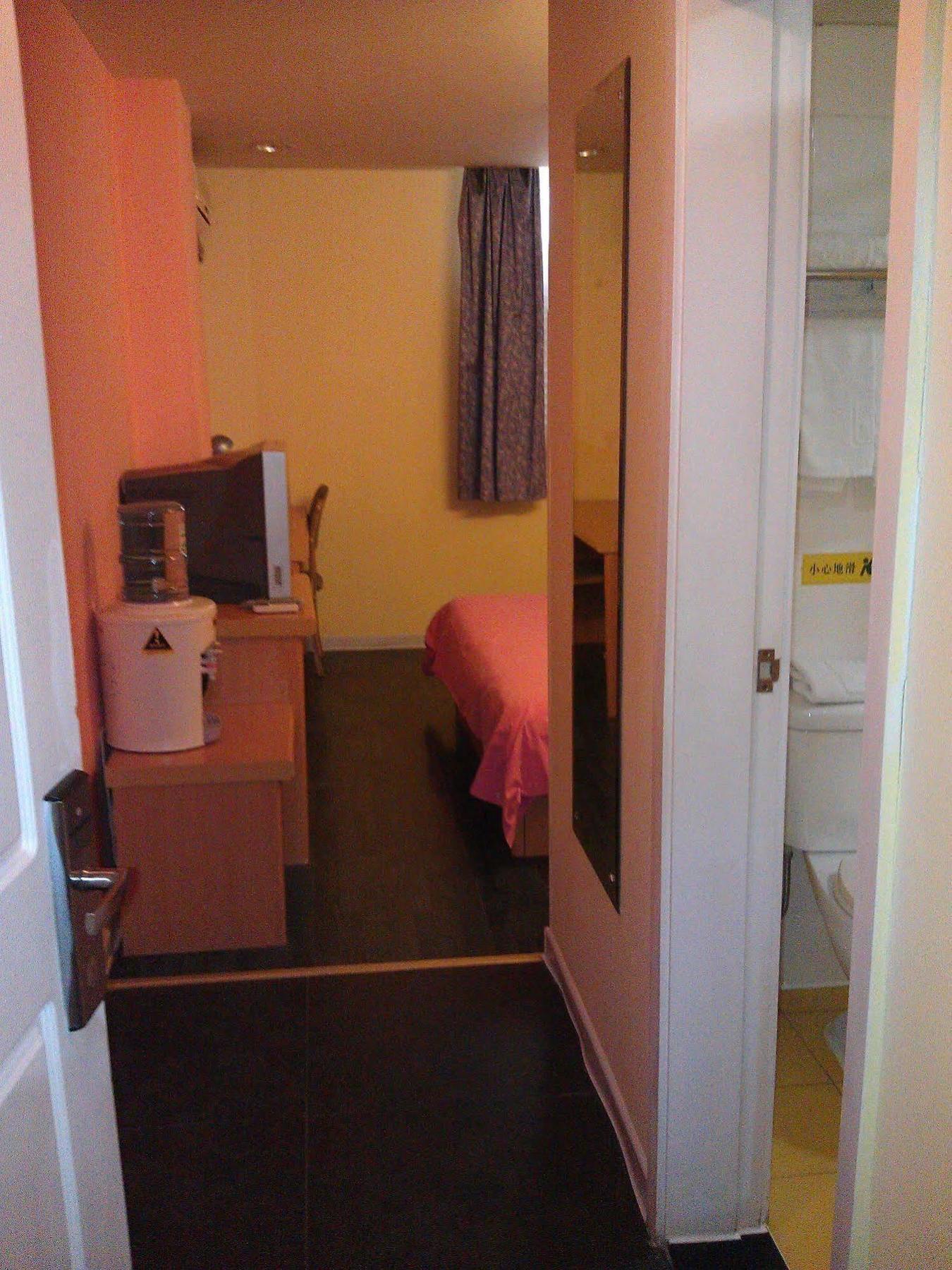 Home Inn Guangzhou East Binjiang Road Sun Yat-Sen University Bagian luar foto